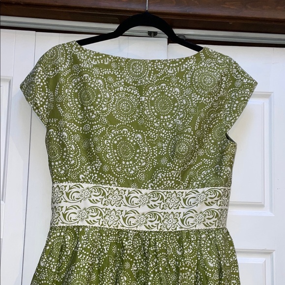 Liz Claiborne Green Patterned Midi Dress - Picture 9 of 10